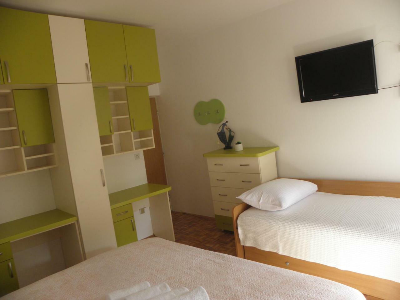 Apartman Ive Стариград-Пакленица Экстерьер фото